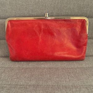 HOBO Lauren Clutch Wallet